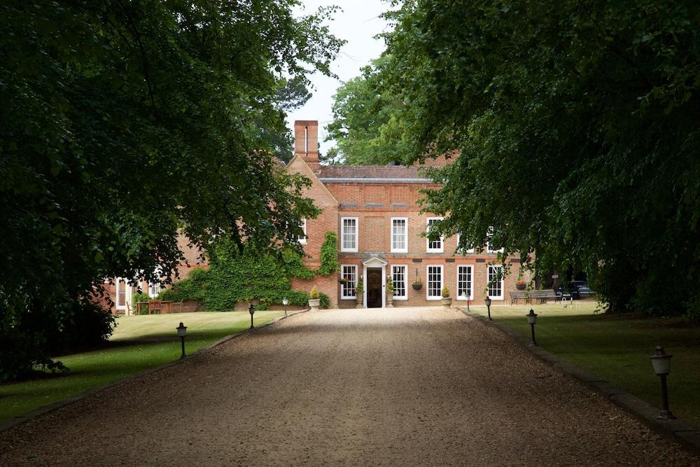 Flitwick Manor Hotel Exterior foto